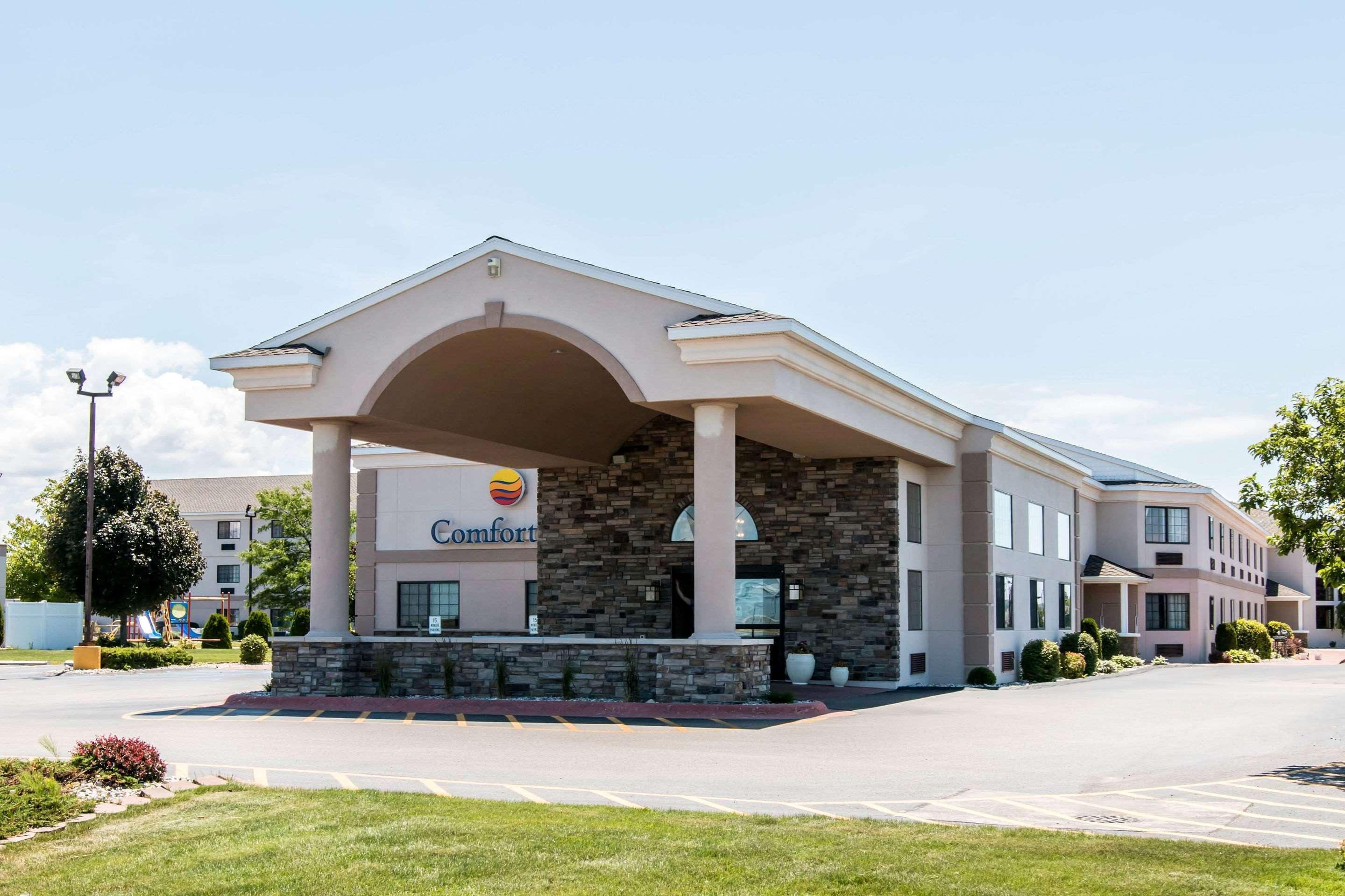 Comfort Inn Ludington Near Us-10 Exterior photo